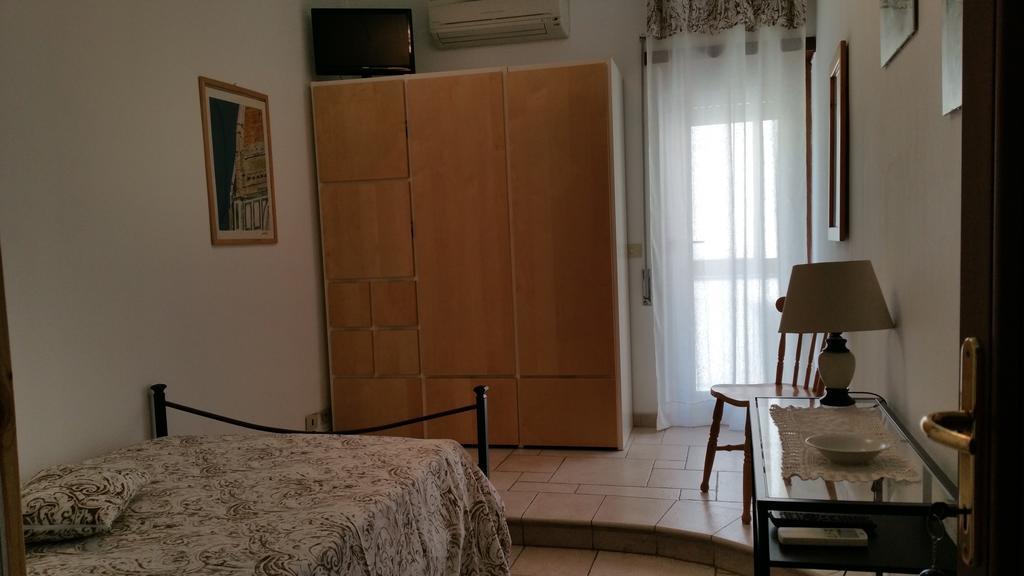 Bed and Breakfast Bella Roma Domus Zimmer foto